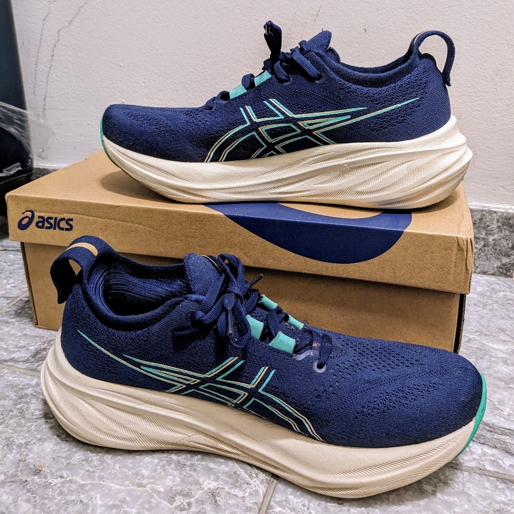 Asics Gel Nimbus 26 Running Shoes 9.5